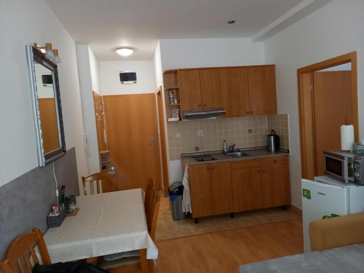 Apartman Safran 도노발리 외부 사진
